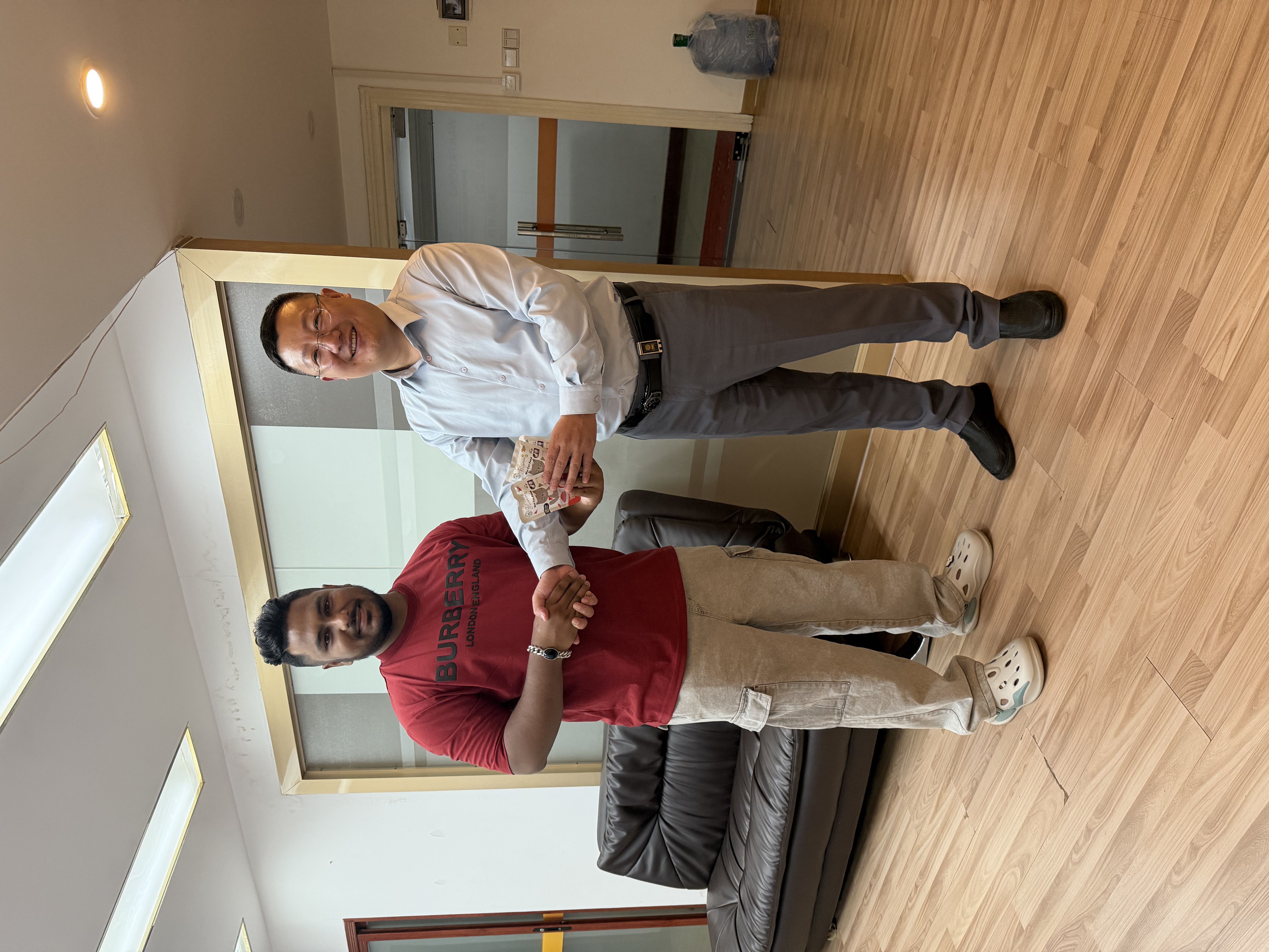 The customer is very satisfied with the products(图1)